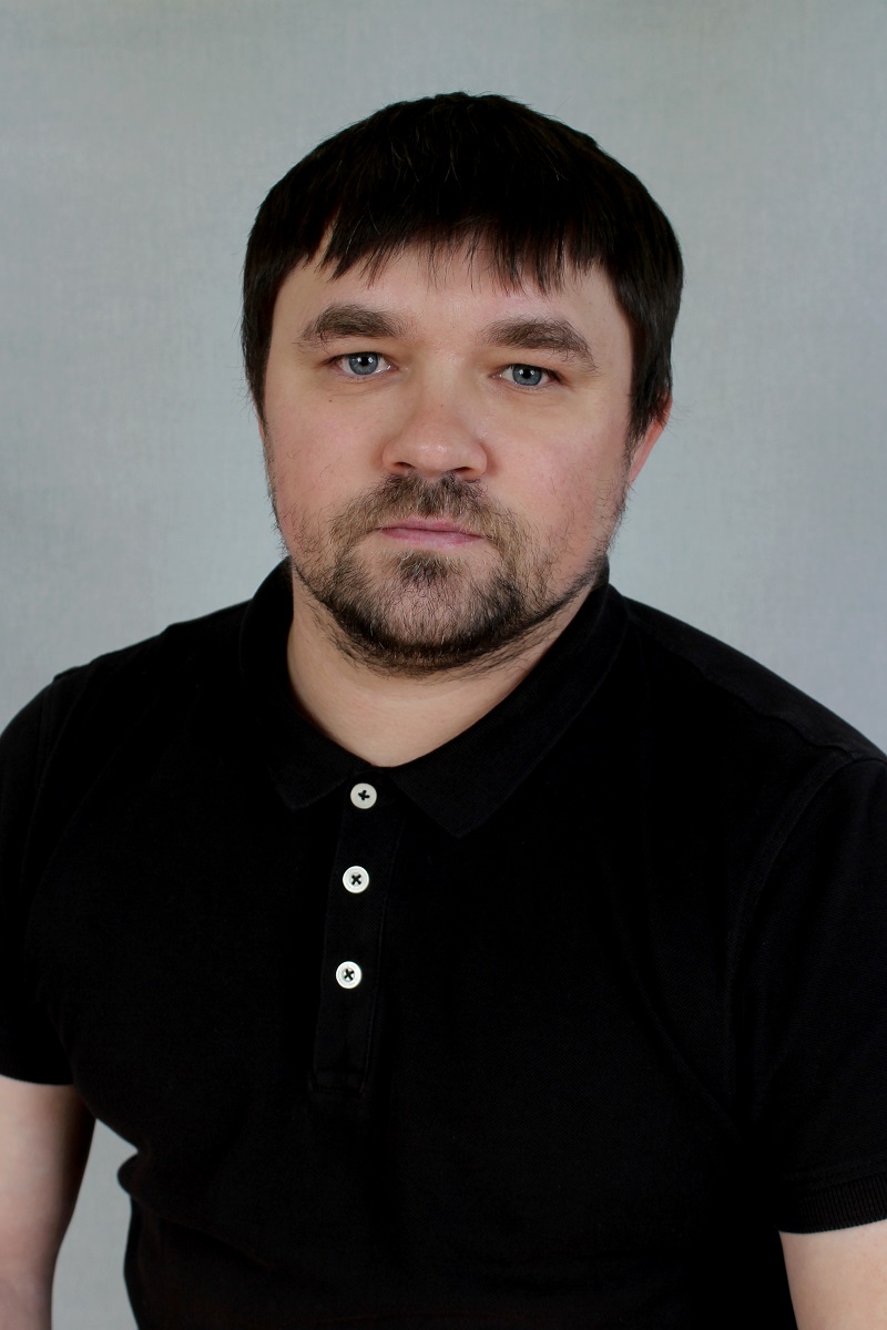 Кучерявченко Михаил Владимирович.